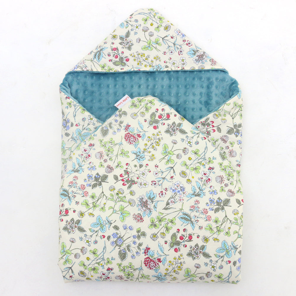Little Love Wildflower travel blanket