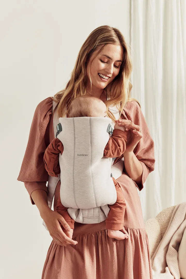 BabyBjorn Baby Carrier Mini- Light Beige (3D Jersey)