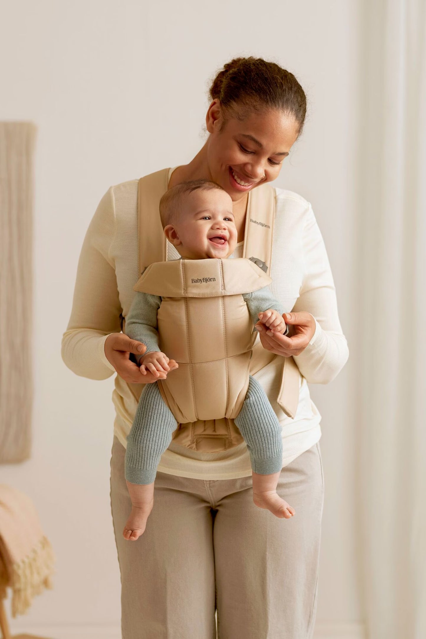 BabyBjorn Baby Carrier Mini- Beige (Woven)