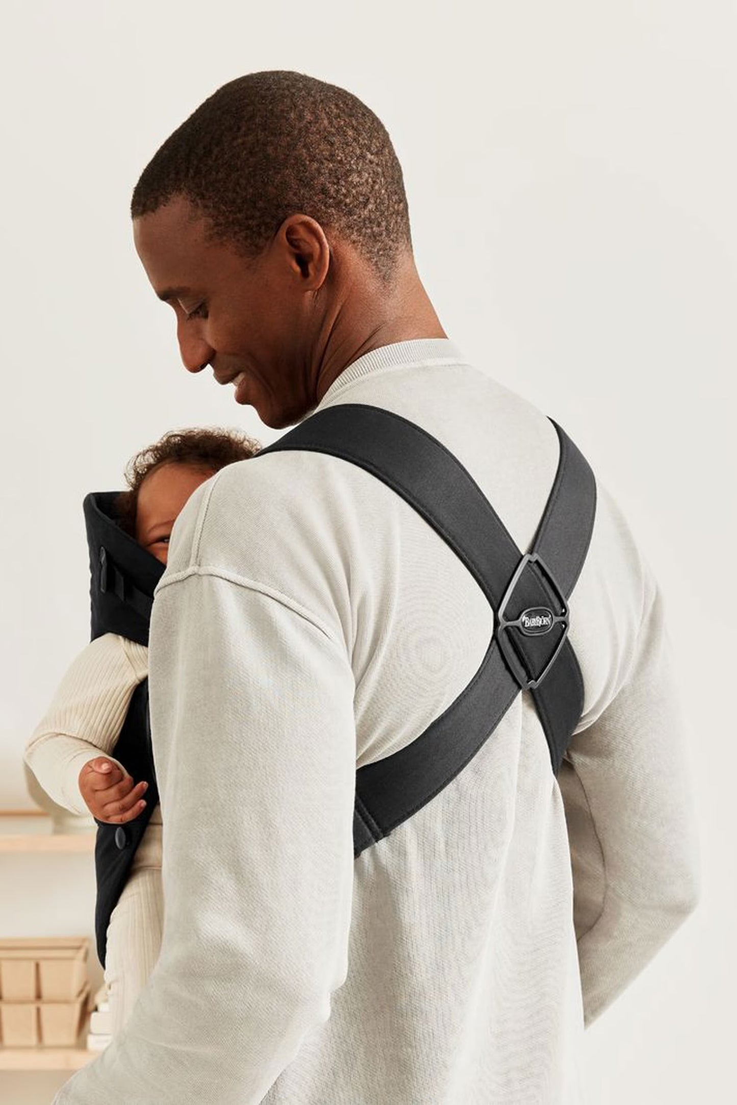 BabyBjorn Baby Carrier Mini- Black (Woven)