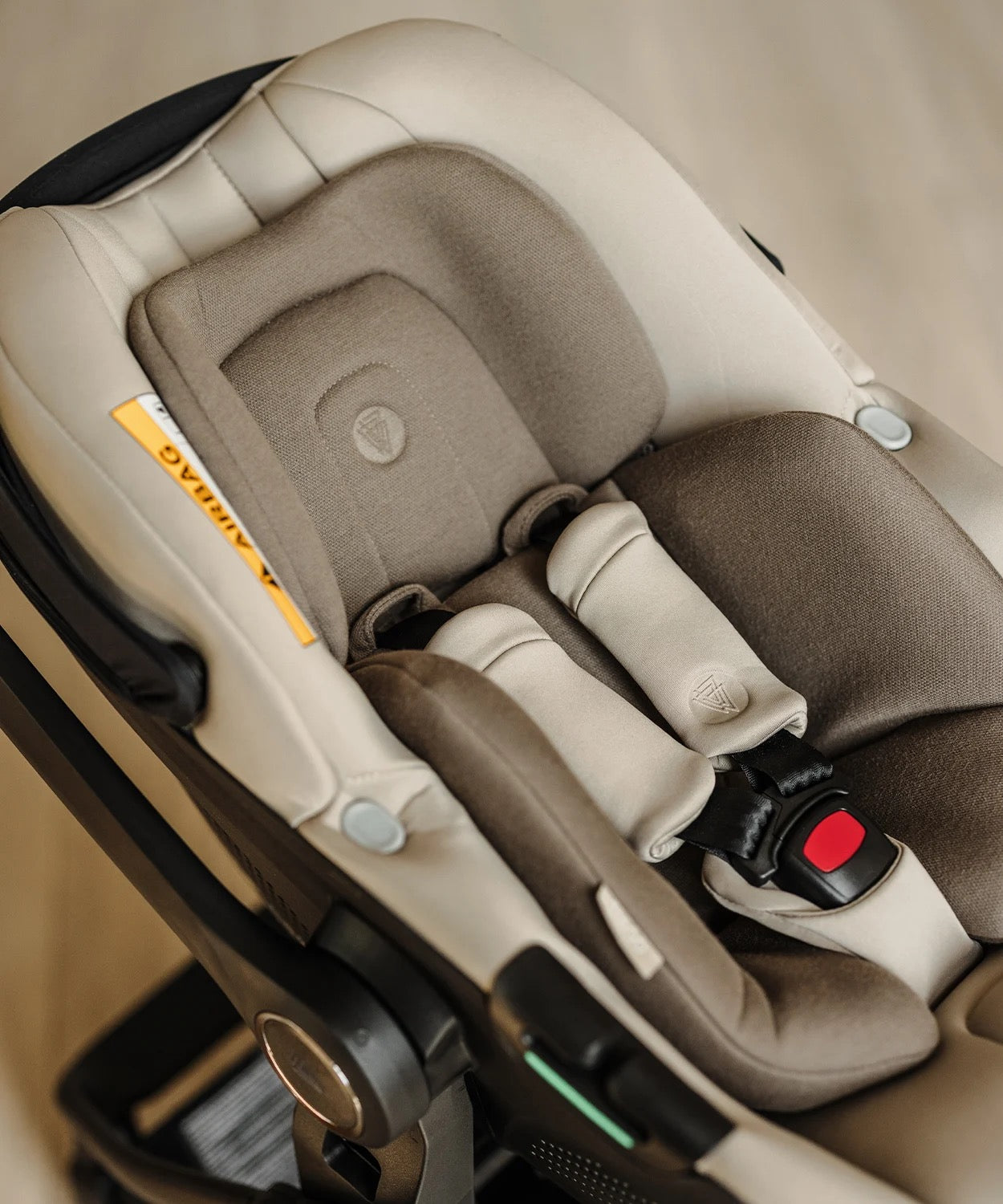 Venicci Tiago 360 i-Size Car Seat BEIGE
