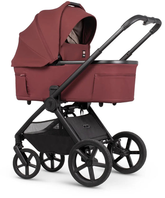 Hunter x Venicci Upline 3 Red Pram