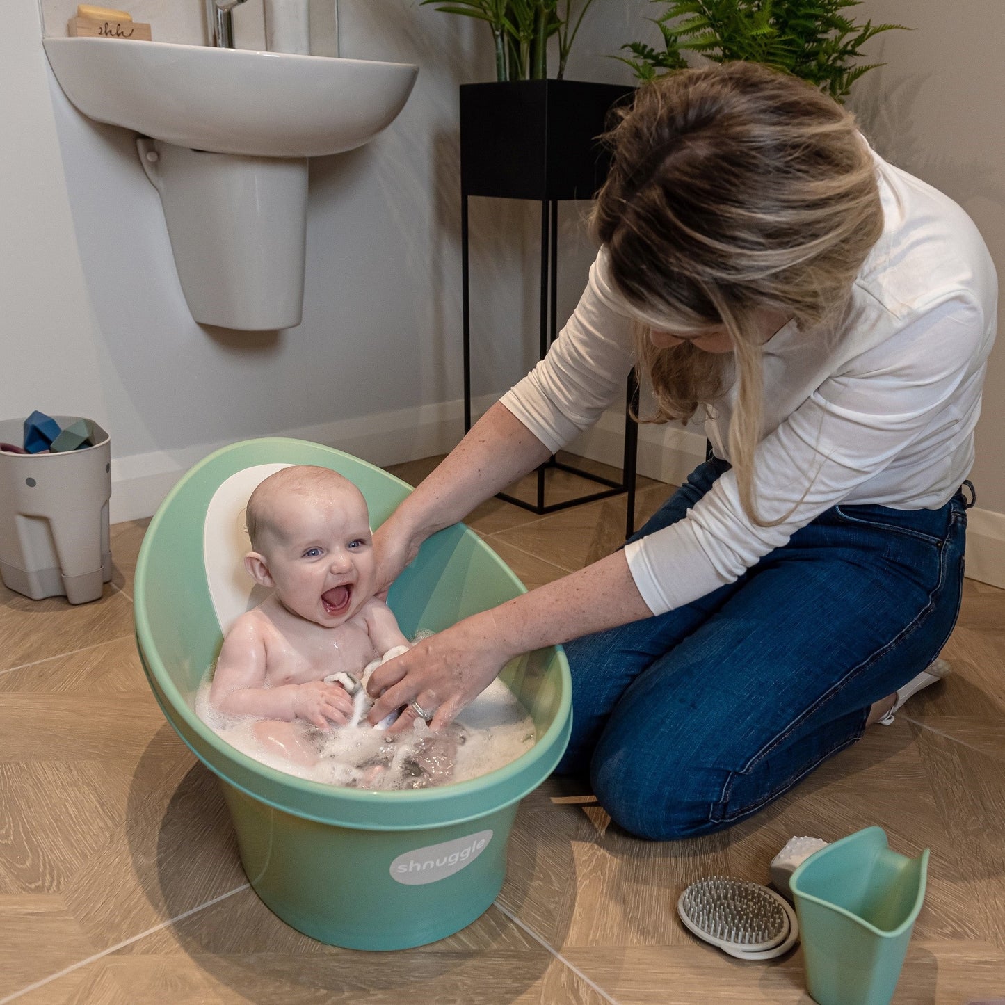 Shnuggle Baby Bath Eucalyptus