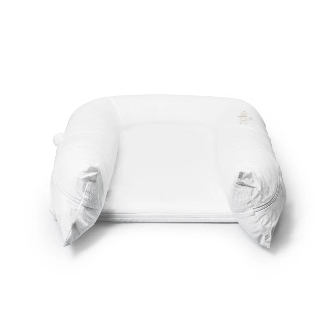 Grand Dock - Pristine White