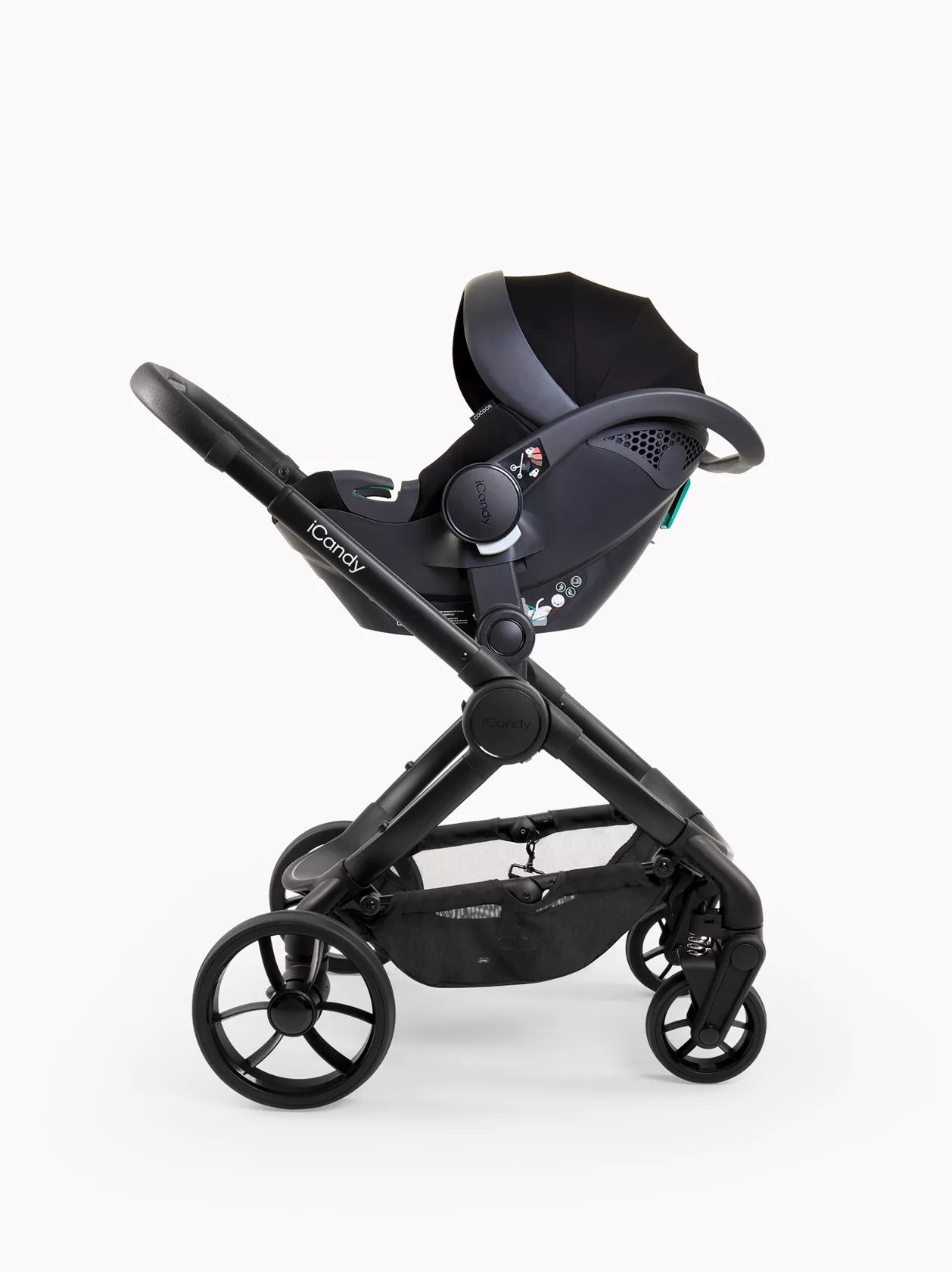 iCandy Peach 7 Pushchair & Carrycot Bundle in Black Edition
